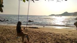 Pantai Lampon: Surga Tersembunyi Kebumen dengan Deretan Tempat Wisata Mempesona