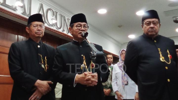 Daftar Pejabat Berhak untuk Promosi dan Pemutusan Tugas oleh Pramono Anung